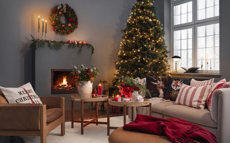 Brilliant-christmas-decorations-for-small-spaces